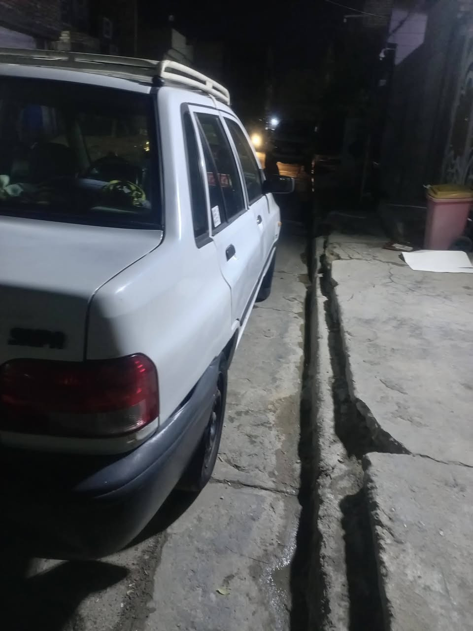 السلام عليكم مكلف بالنشر سايبه 2009 بغداد الخصوصي 
بيه بدايه خيط تبخير 
السعر 37 ورقه 
المكان بغداد الشعلة 
للتفاصيل أكثر اتصل ابصاحب السياره 
***********
