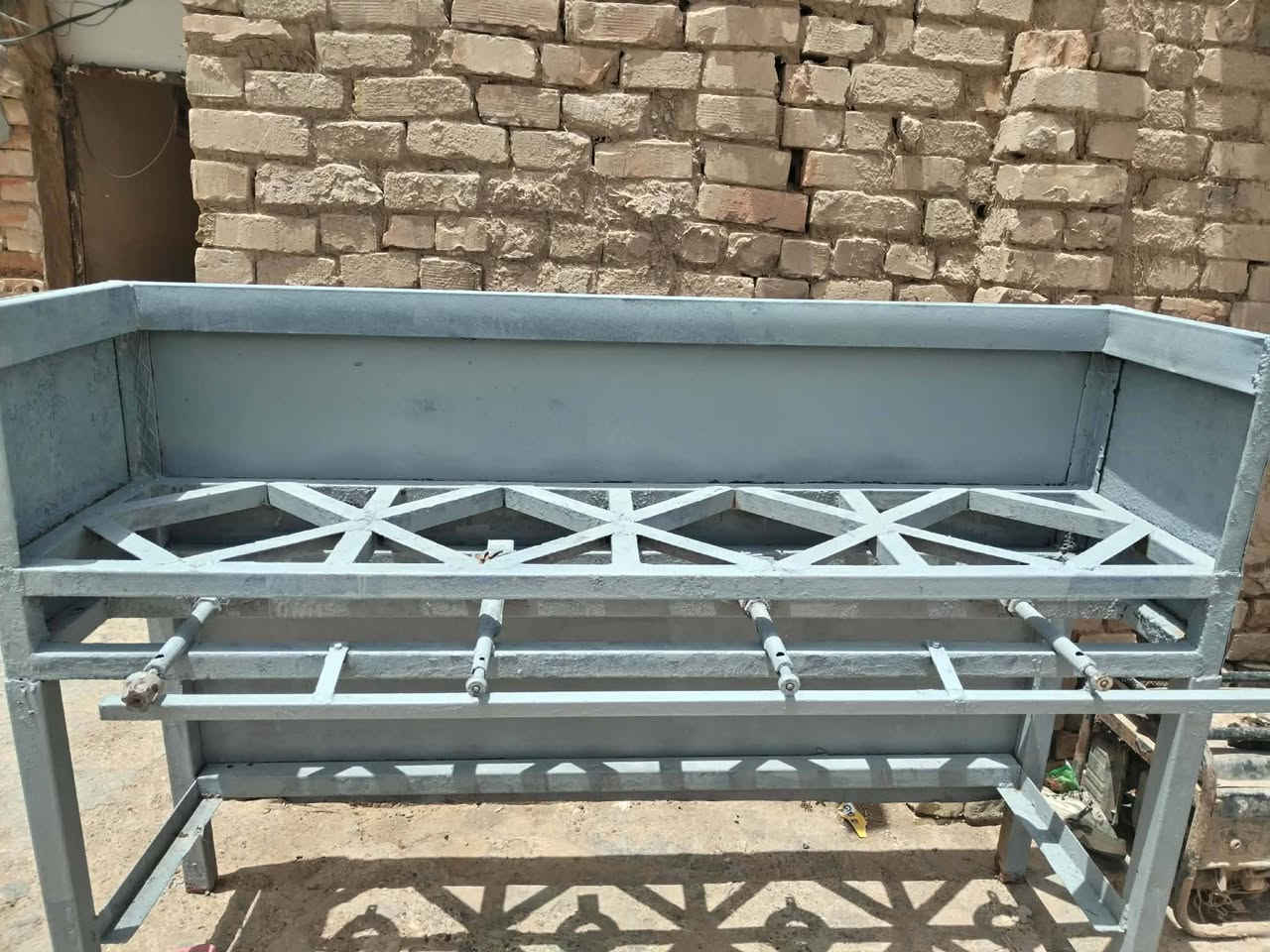 طباخ ربع 4عيون البيع بس رمش***********
