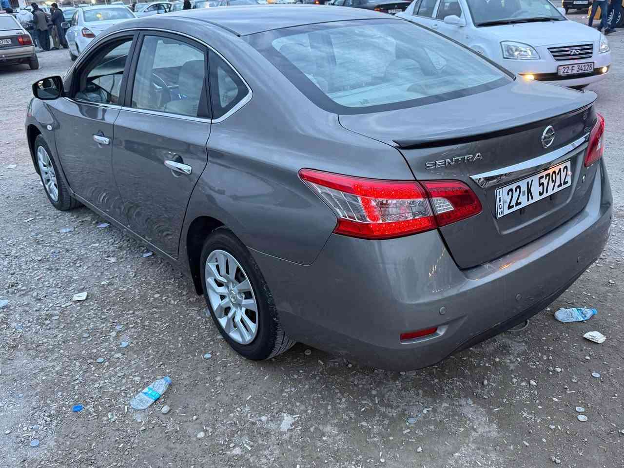 للبيع او مراوس حسب قناعه 
نيسان سنترا خليجي 2018 
رقم اربيل جديد سنوية منتهي صبغ 3 قطع 
كير محرك بل شرط تبريد شغال بل شرط صدر جديد كهربائيات شغاله سياره جاهزه بدون اي مصرف 
سعر 110 وبيه مجال 
مكان سياره كركوك 
*********** كركوك, العراق
