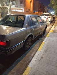 سيدان كراون موديل ٩٢ رقم بغداد رقم الهاتف ٠٧٨٣٠٧١١٧٦٢