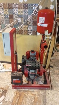 غراض مطعم للبيع كول نضيف وشغال ٠٧٨٢٥٠١٨٤٠٠