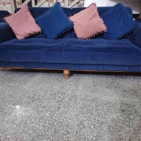 تخم تركي خمس مقاعد نظيف ودرجة اولى مستعمل السعر ٣٠٠ العنوان بغداد مدين...