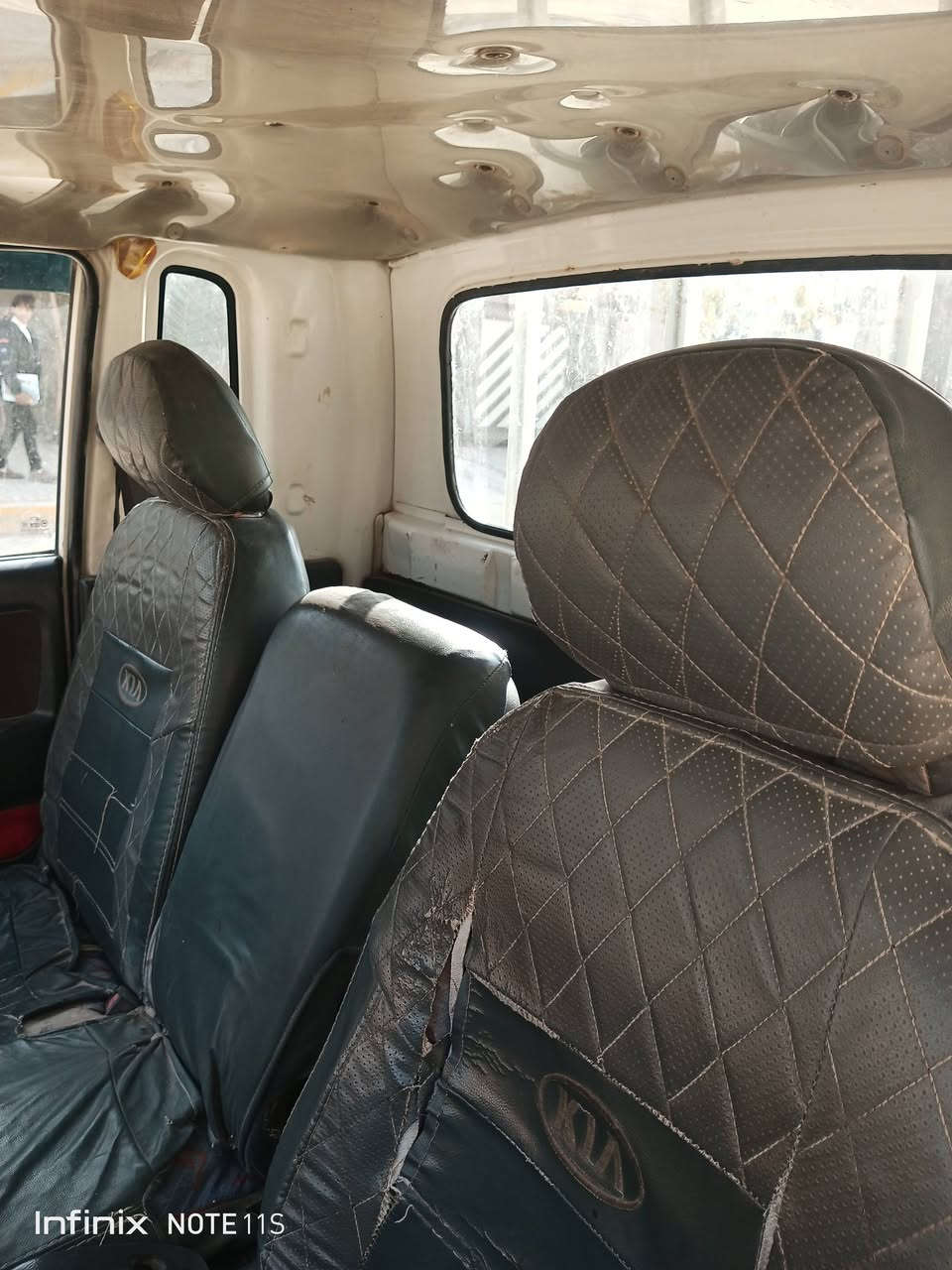 السلام عليكم سياره للبيع 2013مكاني ديوانيه شاميه والسعر 93الرقم ***********
