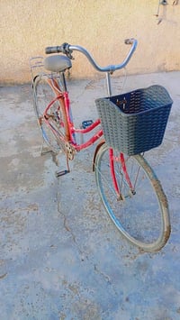 بايسكل للبيع السعر ٣٥ بيه مجال قليل  موجود خاص او اتصل على الرقم 07821...