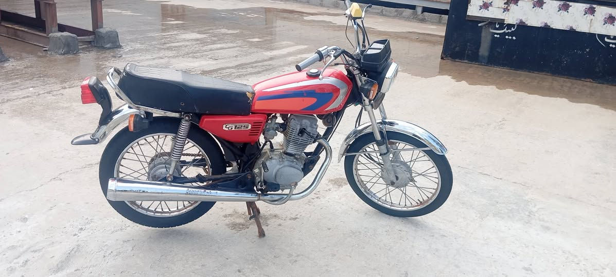 سلام عليكم من رخصة مدير الكروب دراجة أربعة كير موديل 2012 تعمير جديد اوراق أصولي بأسمي سعر ب750 وبيهة مجال ***********
