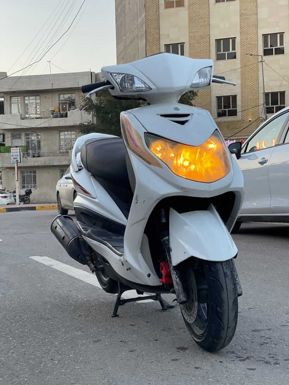 سكنس فحل نوزل خطين للبيع كفاله عامه دراجه شلعه ومعدل خير من الله برغي ممفتوح بيها مكينه تخبل ناعمه نكره سلف بكل وقت مابيها اي نقص كهربائيات كلها شغاله عالي ناصي دبل اشاره كفرات ختم واحد ويه سوادات بك لايت خليه سعر 750مكاني بغداد الاعظميه شراي اتصل وتدلل رقمي ***********
