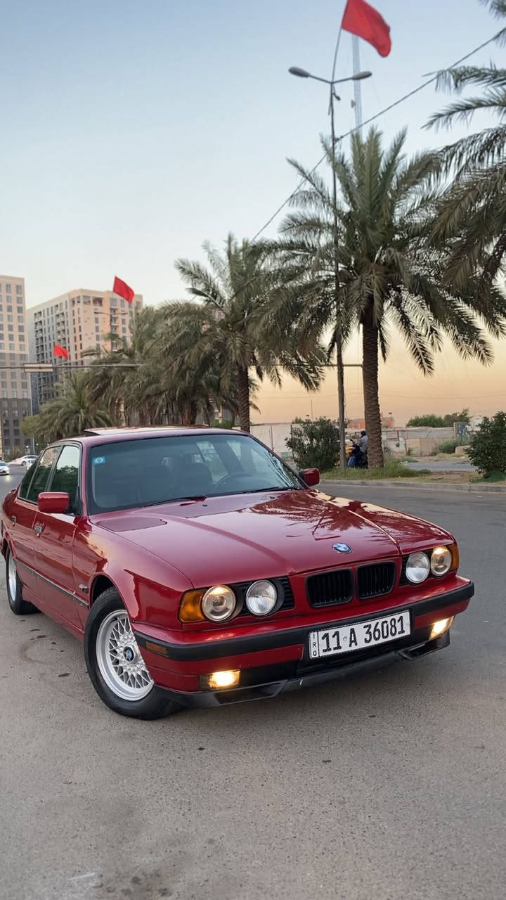 للبيع Bmw525 
سياره موديل ٩١ رقم بغداد الانكليزي باسمي سنويه لل٣١ تحويل مباشر 
محرك ٢٥ اصل مسكر 
محرك كير شغاله ١٠٠/١٠٠
حداديه امامي خلفي جدد
تبريد شغال ثلج شرط ويه السويح 
موصفات 
دبل ايرباك دبل كمبيوتر دبل جكمجه
سلايد رووف طكيتن 
بجم عريض 
سستم  Mدعاميات امامي خلفي
سبايدر شفقه سكنات بلاديه  
داخل اندفجول جلد لونين 
بطاين اسود  صاج ملكي 
لايت زنون 
سنتر لوك 
ويل خليه اصلي واخم تاير  جديد 
سياره مصروف عليها  ادامه كامله بدون اي نقص مال جناي  ترايك مفتوح 
السعر 68$
مكاني السيديه 
للاستفسار الاتصال على الرقم ***********
