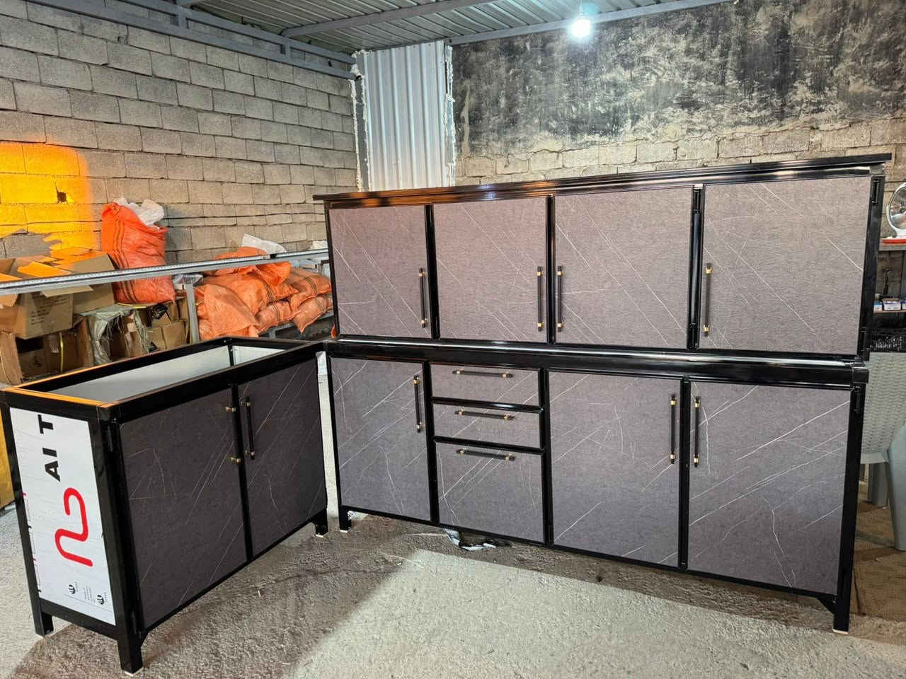 السلام وعليكم كاونترات جمله مفرد توصيل خارج كركوك جمله فقط شغل درجه اولئ العنوان كركوك ممدوده قرب جسر قرناطة معمل الرحمة الالمنيوم الستفسار التواصل ع.***********.
