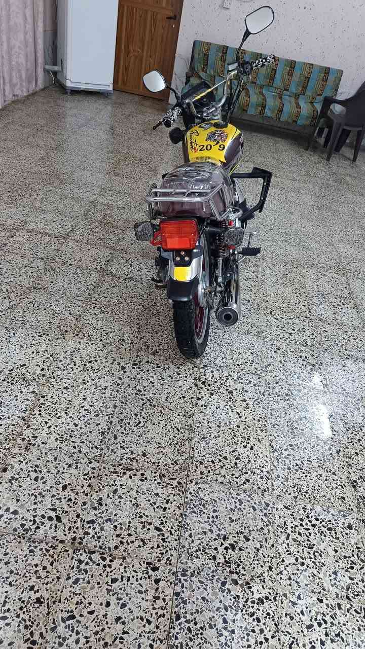 السلام عليكم ماطور ايراني للبيع ماطور بعدة جديد موديل ٢٢ امحدث ٢٣ المكان حديثة قرب اعدادية حديثة رقم الهاتف ***********
