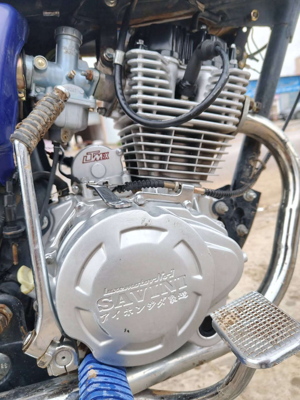 السلام عليكم للبيع سيفان 2024 محرك 200 مامفتوح كهربائيّات كلها شغاله سلف تشغيل عن بعد بصمتين تشغيل شاشه نضافه فول تواير جدد السعر 650 وبي مجال مكاني الجدعه للاستفسار ***********
