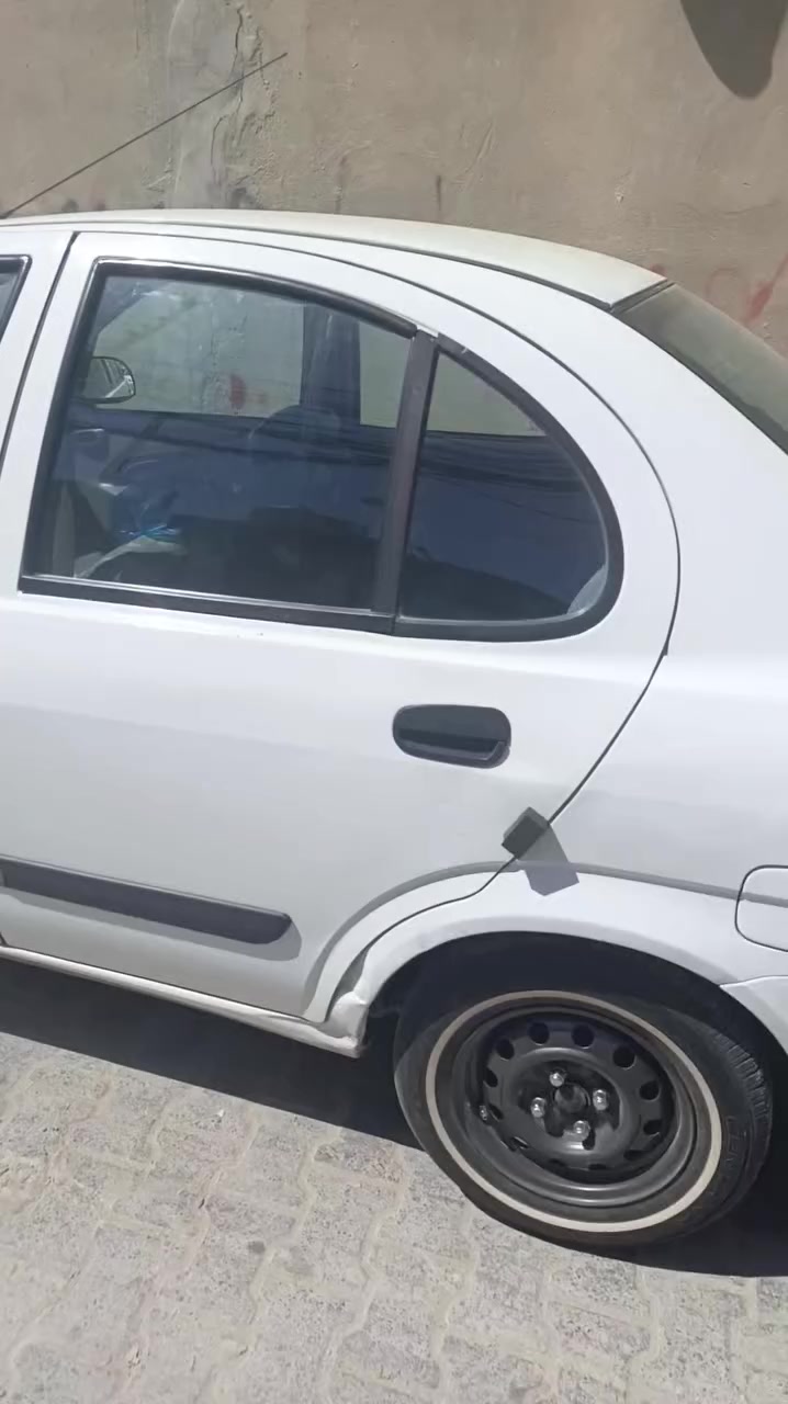 سلام عليكم ورحمه الله وبركاته سياره طيبه مديل 15 لون ابيض شواصي مكفوله محرك بي بداية خيط كير يخبل حداديه منضومه بريك جديده باتري جديد  سياره نضيفه متعوب عليه بسمي  ماعيزا شي كبل الشارع مراوس بسايبه من 18واليفوك حته لو اجرا  لا ستفسار  ***********
