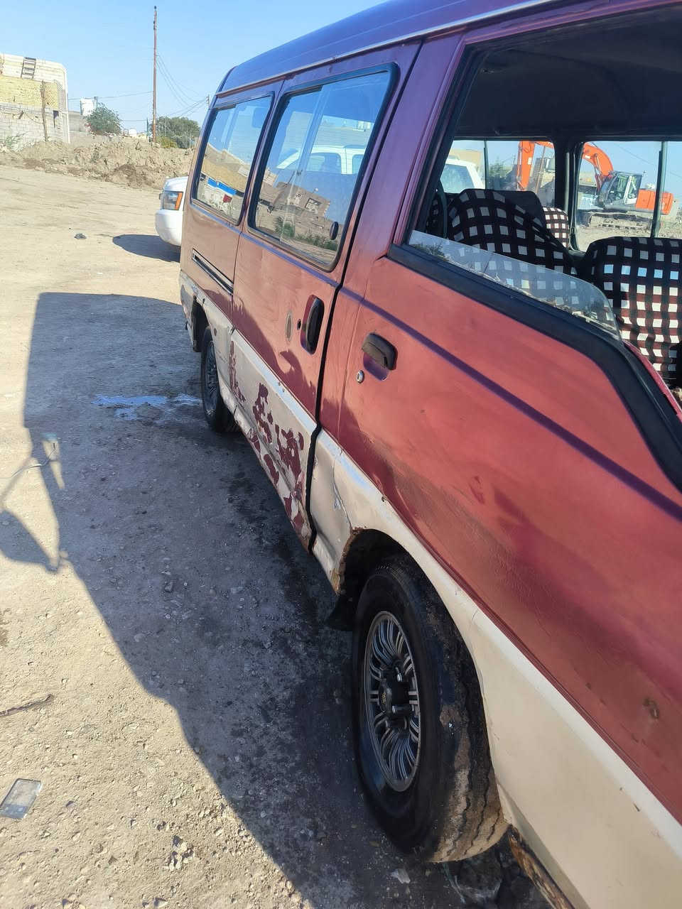 سلام عليكم سياره هونداي مديل 94 سياره كاز مكينه 3000 كير بنوك ثاني يفلت سياره كدام عينك ما عوزه شي مكاني ناصريه مركز ورايده 20 وبيه مجال الطيبين *********** وهاذ رقمي وبل خدمه باقي تفاصيل اتصل وتتدل
