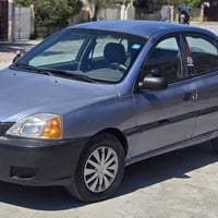 للبيع كيا ريو 2005 مكينه 16 اوتماتيك  صبغ عام  بطاقة بانزين باقي بس عل...