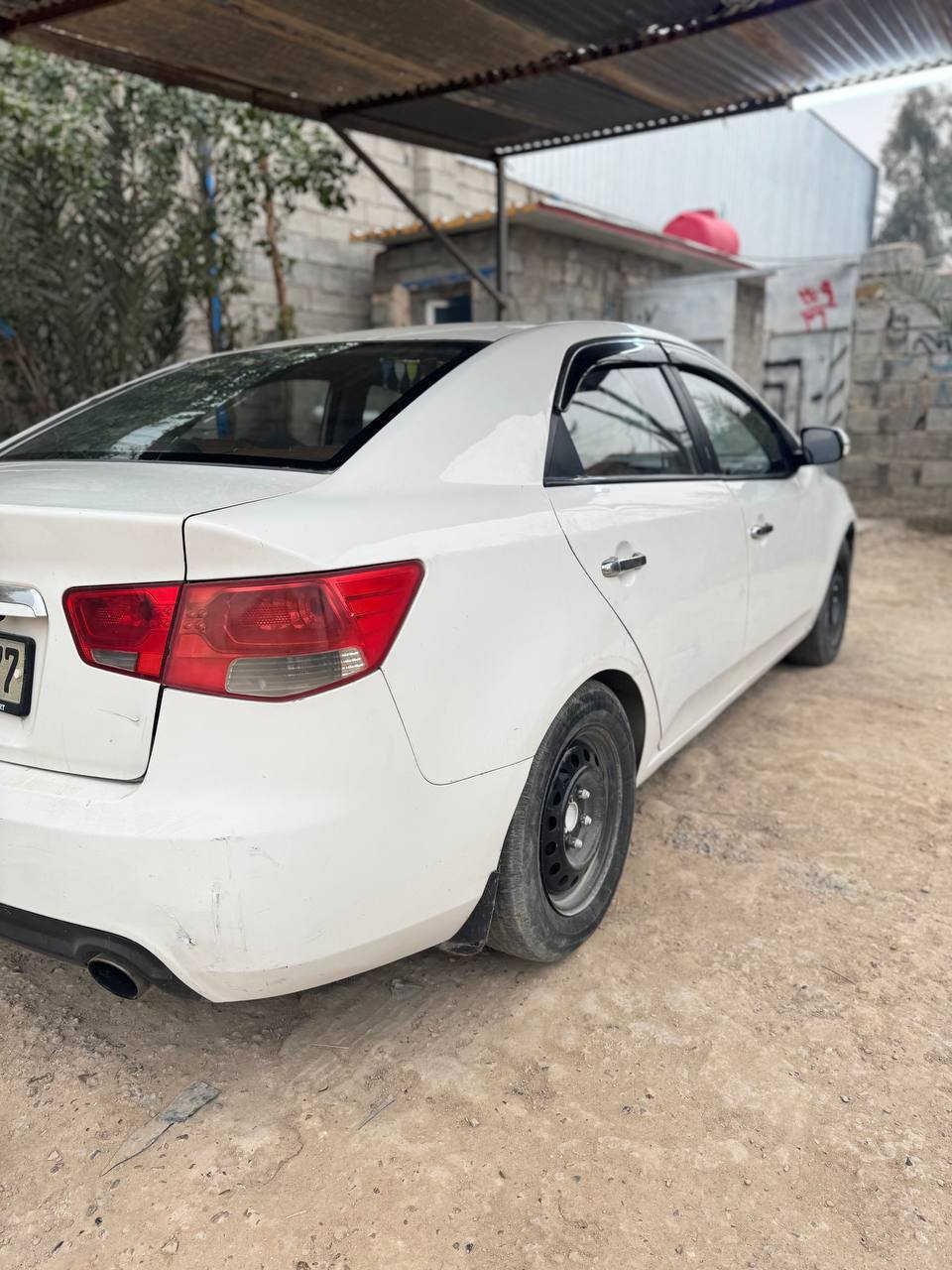 سيراتو للبيع بيه كصه 
تريد وكاله تريد مادور  

 رقم دولي سنويه ما صاقطه 

فول بصمه  

مكينه 1600

مكان نجف عباسيه 

سعر 73وبيه مجال 
استفسار ***********
