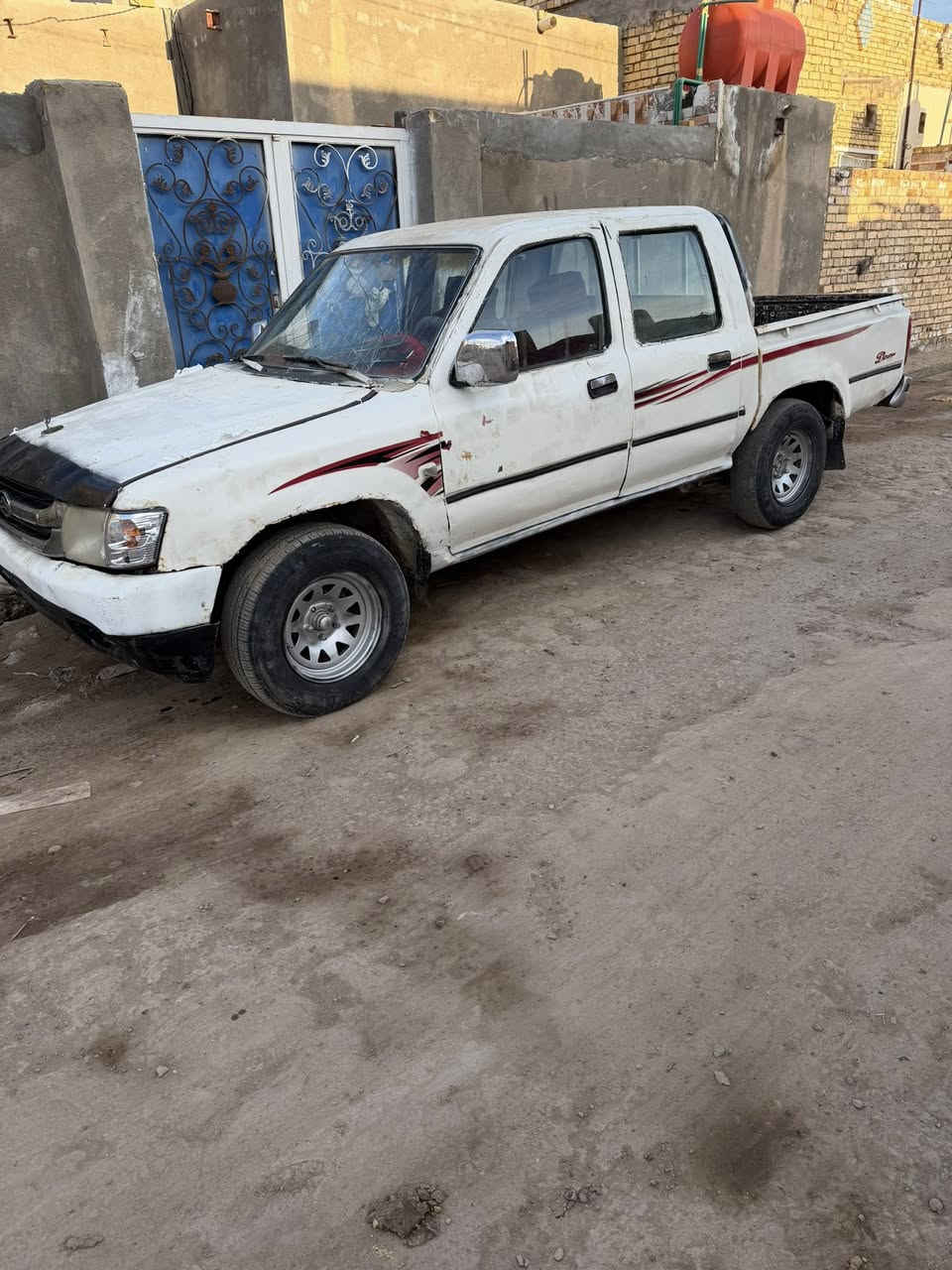 سلام عليكم دير للبيع أدوات أتعهد أمام العشائر فقط سياره جاهزه من كلشي 
السعر 13$وبيها مجال بصيط 
العنوان ذي قار قضاء الفجر 
للاتصال ***********
