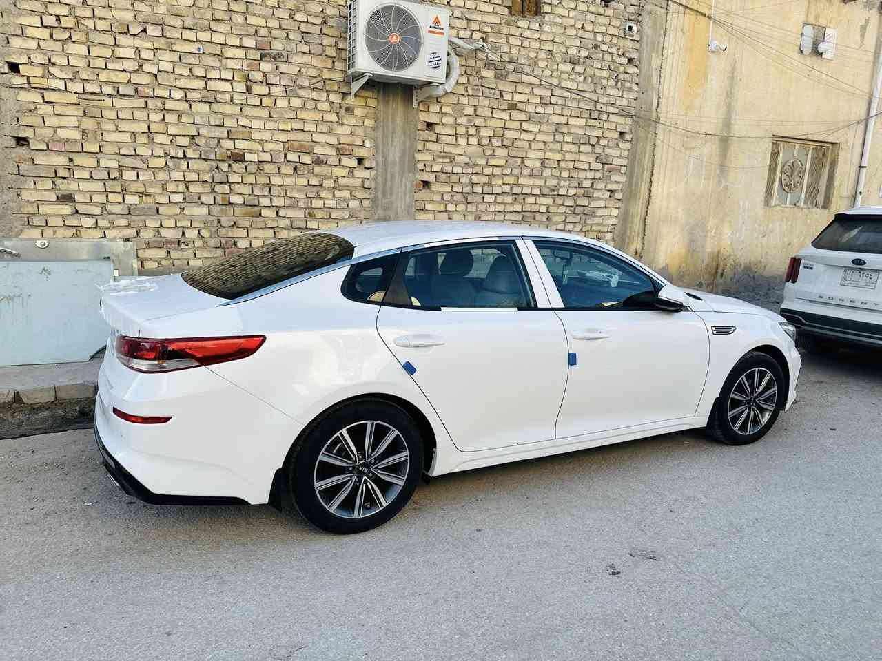 اوبتيما 20 خليجي للبيع او المراوس حسب القناعه
محرك 2400 حره ب اسمي  مكفوله كفاله عامه نص فول 
للاستفسار الاتصال ***********
او مراسله
