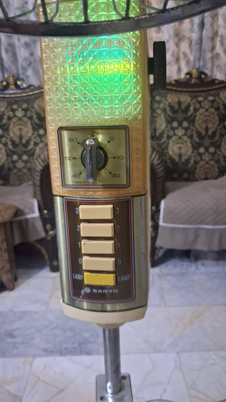 بسم الله الرحمن الرحيم
مروحه سانيو عموديه نضيفه جدا مستعمله استيراد المنشأه التجاريه العراقيه بلاديه كبس الشركه .للاستفسار والسعر على الخاص .بغداد بلديات. يوجد توصيل


**إذا كنت صاحب هذا الإعلان وتريد حذفه لأي سبب، رجاءا أرسل رسالة إلى الدعم الفني**