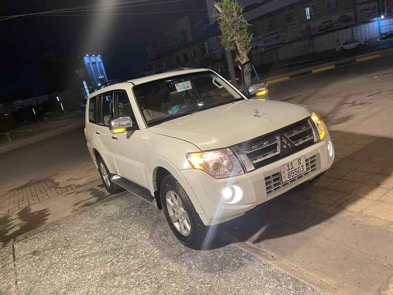 باجيرو 2013 حبتور فول 1/1
السلام عليكم 
باجيرو حبتور 2013
سونار مرفق 
رقم انكليزي جديد باسمي تحويل ثاني يوم 
مكينة 3500 ارغب شي 
سيارة بعدهه بحالة الوكالة 
غراض الوكالة وارضياتهه موجودة بيهه 
ماشية 100الف
مواصفات الحبتور معروفة 1/1
فتحة 
دمامات 
مري شفط 
حساسات امامي خلفي 
كامرة 
تحكمات ستيرن 
كشنات جلد
تحكمات كهرباء
وغيرهن المواصفات المعروفة
سونار موجود بالصور
7 راكب السيارة
السعر 160$
مكاني بغداد شارع فلسطين 
***********
