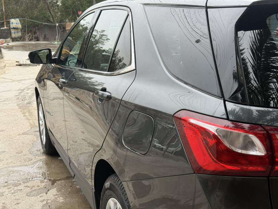 السلام عليكم ايكونوكس مديل ٢٠
ماشيه ١٥ الف وكسور
مواصفات LT2
بصمه
نشغيل عن بعد صندوك كهرباء
كرسي كهرباء
كراسي تدفئه
تبريد امامي خلفي
رادرات
سايد بريك دكمه
تحديد المسار على الخطوط
حجر بيئا
برده راديتر
تبريد ممتاز
١٥٠٠ توربو
توويل السعر 155 وبي مجال للاستفسار الاتصال ***********
