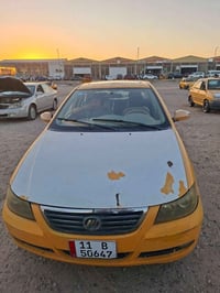 سياره ليفان البيع موديل ١١ كير ومكينه كورلا كل شي شغال بيه رقم نكليزي ...