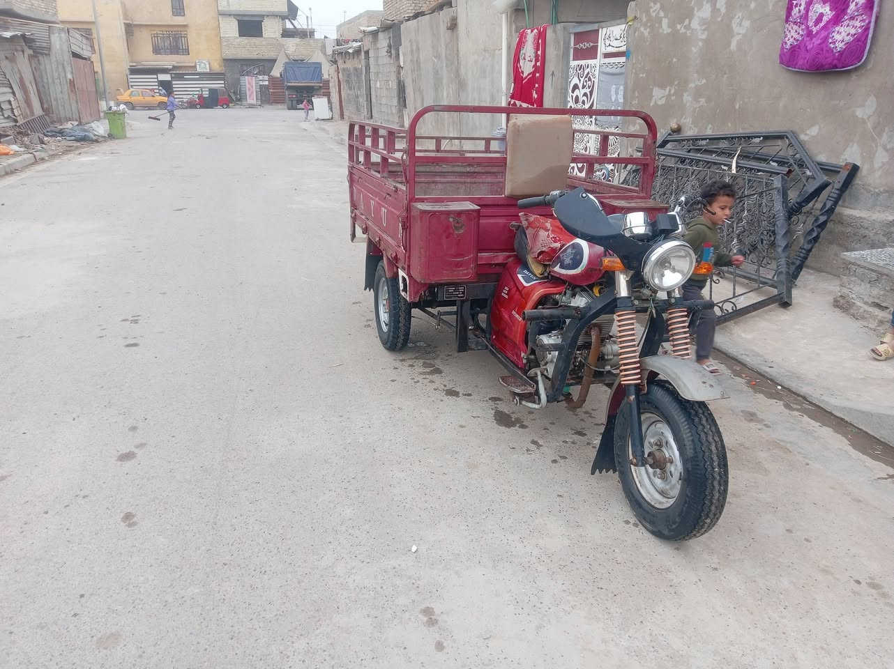 ستوته للبيع مديل ١٧كهربائية جاهزه اوراق رسميه اكسن كبس والمكينه جديده تخم تاير وجاهزه للشغل وخير من الله سعر مليون وميه وبي مجال  ومكاني بغداد وهاذ رقمي ***********
