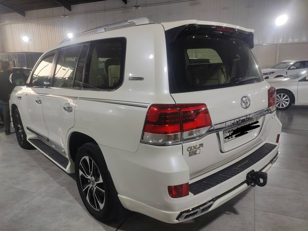 لاندکرۆس2009کراوە بە2020بی بۆیاخ بووە سێ پارچەکەی پیشۆی کراوە بەڕەش بۆ شکڵ گۆراو مەکینەو گیڕی بەشەرت سەنەوی تازە تایەی تازە مواسەفات gxrفول سعری303گەڵاو مەجالیکی کەم شوین سلیمانی ***********      *********** السليمانية, العراق
