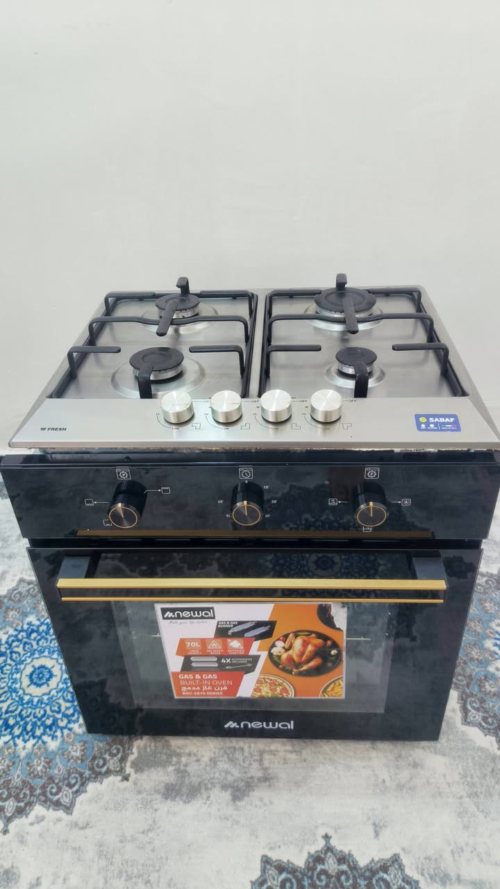 سلام عليكم طباخ + فرن
طباخ فرش ٤ عيون حجم 50×60
فرن نوال حجم 50×60
نضافة فول استخدام قليل 
مكاني كربلاء الحر الصغير 
***********
