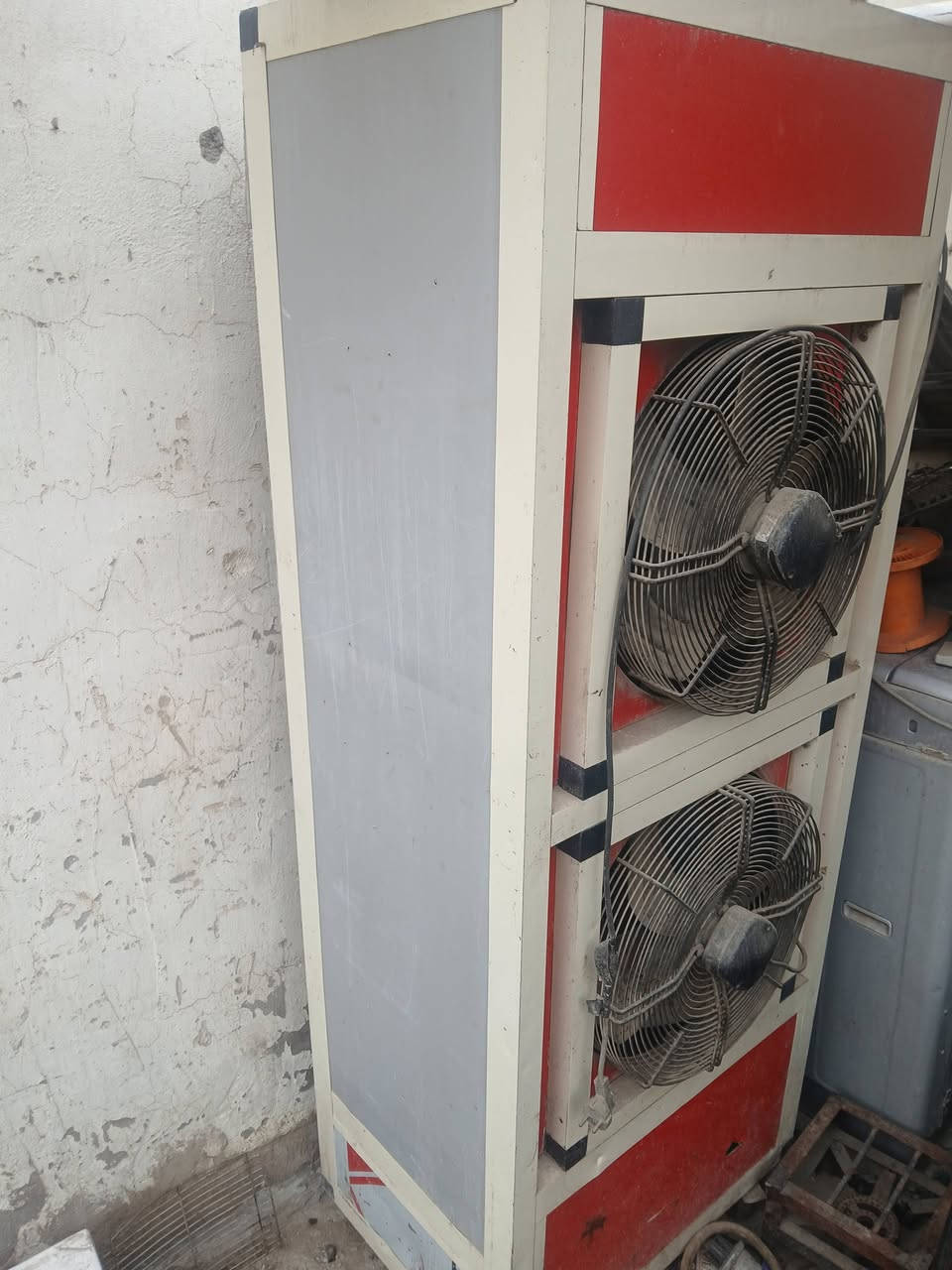 سلام عليكم مبرده للبيع بغداد لأمين ثانيه ***********
