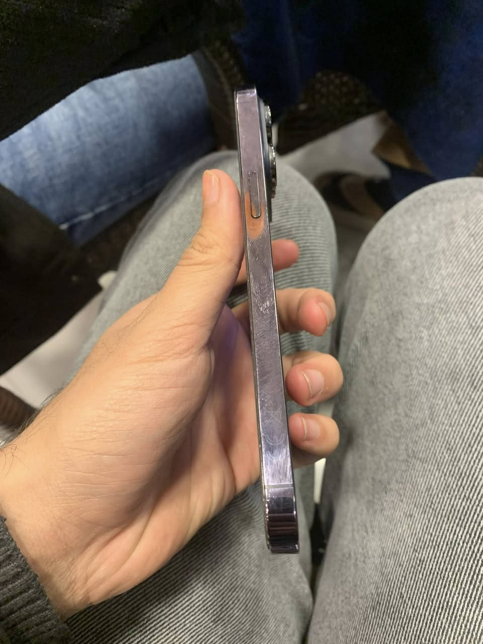 بطارية 83
ذاكرة 128 

التلفون مامبدل بي شي ولا مفتوح 

كارتونته ومحلقاته كامل ويا هدية للطيبين سماعة black view 20 

سعر ٧٥٠ الف بي مجال للطيبين

عنواني بغداد المدائن قرب البوابة اي اشكال او ضرر او عيب اني اتحمل المسؤولية التلفون 🩶.

رقم تلفون ***********
