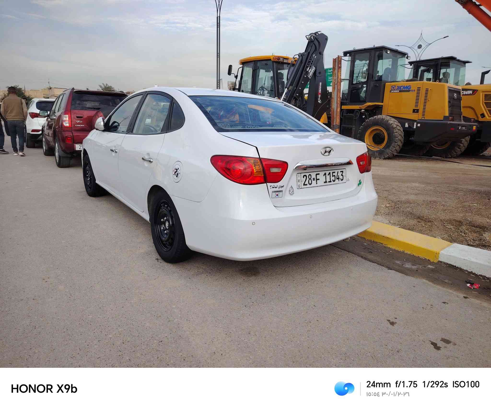 سلام عليكم 👋
سياره النتره صابونه 2011 خليجي 
رقم انكليزي نجف بسمي السيارة كفاله عامه 🪬 ربع ماتصرف عليه 
مكينه 1600دكشن عالي  
  مداور ثاني يوم    السعر (118)وبيه مجال للطيبن 🥰
ذي قار# مركز 
***********
