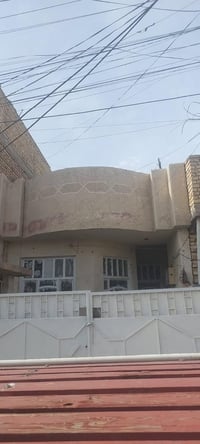 بيت للإيجار مساحة ١٠٠ متر خلف دكتور جعفر الإبراهيمي بين السوقين الأول ...