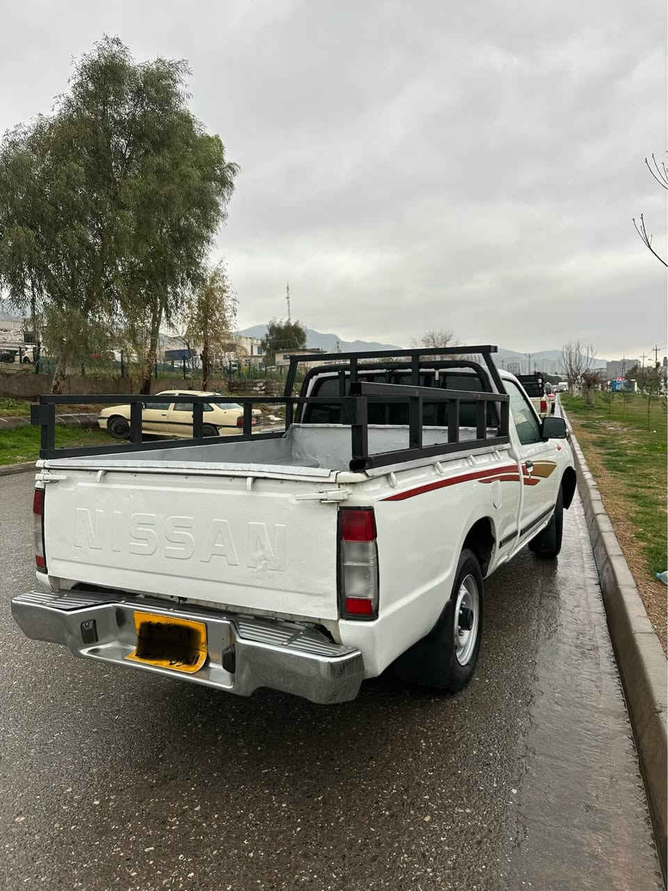 للبيع بيك اب 2008
سعر 73 ورقة $ 
صبغ 3 قطع و نص 
مكان السياره دهوك
كير محرك شرط 
اللاتصال *********** دهوك, العراق
