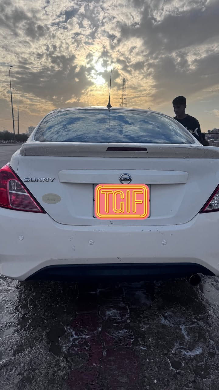 السلام عليكم
موديل 2021
نيسان سني هندي اصلي بليتة زركه 
السعر /111وبيه مجال 
ام حساسات/ ابرياك 
تبريد ثلج ❄️ 
السياره نظيفه 
مبدل جاملغ امامي 
مكفوله من الصبغ بيها بارد باب شبر
ماشية 108الف
رقم اربيل  
بصرة  📍
***********
