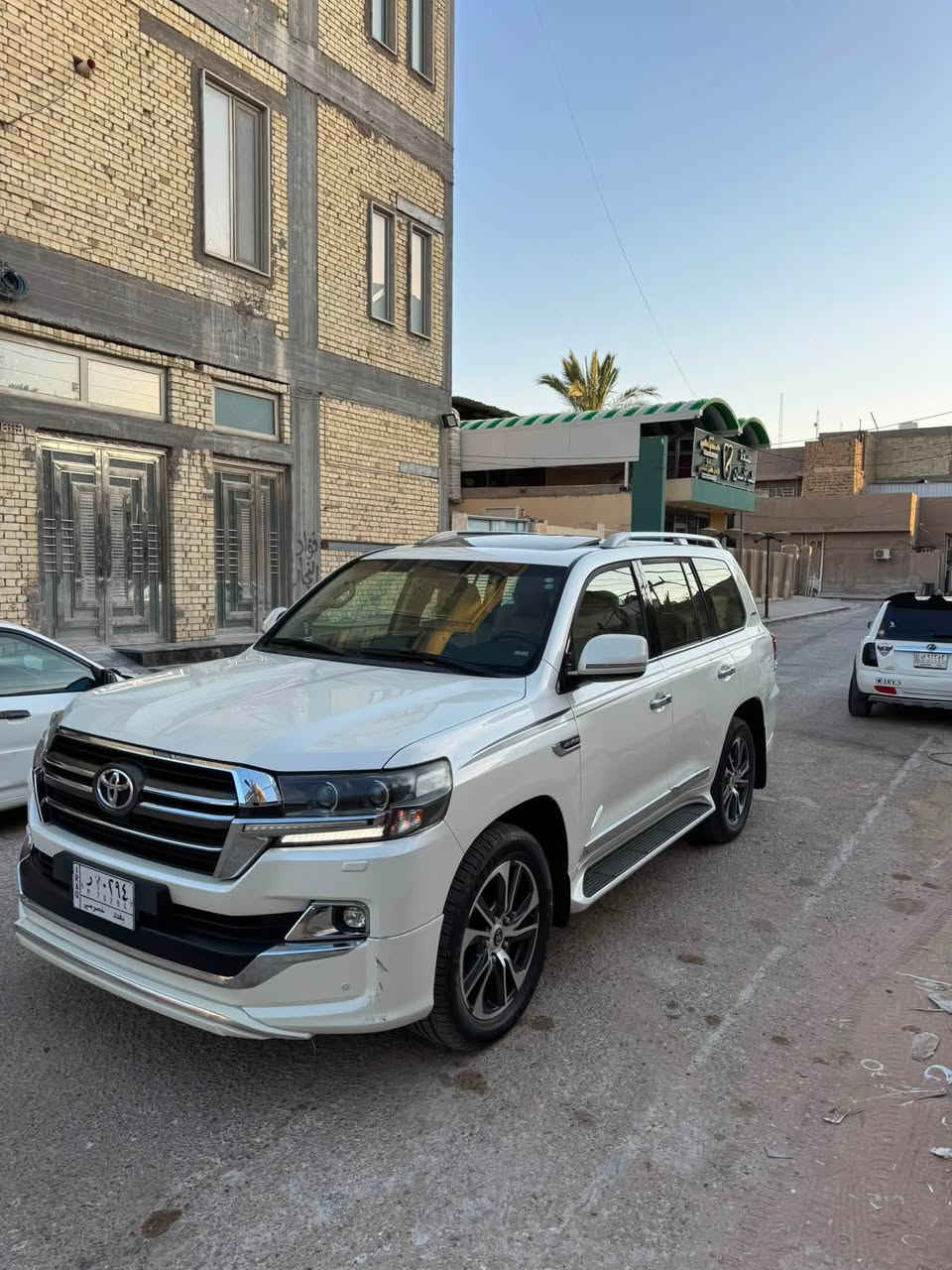 سلام عليكم لاندكروز 2020
Sas
V8 4600
سياره كفاله عامه حتى البلاستك بيها بس المحددهن مكانين
زغار بارد سياره على أيدنه من الوكاله ماشيه ١٠٠
٥٨٥وبيها مجال بسيط مكاني نجف
***********
