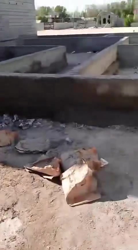 قطعه زراعي مكان حي الاندلس مساحه 240 متر  بيها بتلو مسيجه سعر 20 وبيها مجال ***********
