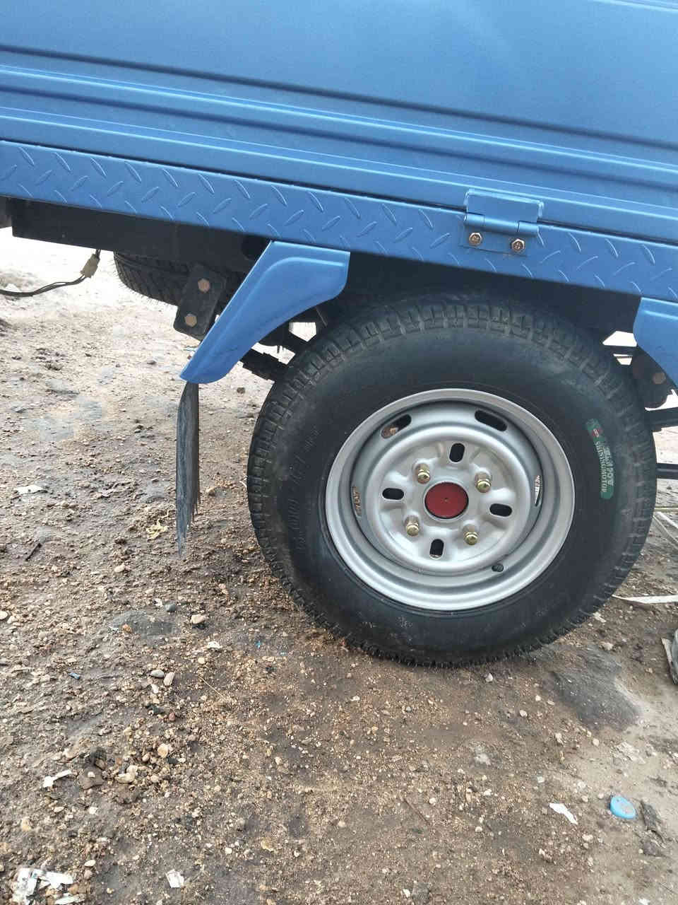 السلام عليكم ستوته للبيع موديل 23 طالعه ب 25 نضيفه كلش انضف من الصوره اي نقص مابيه محرك مامفتوح ولا دايره عليه سبانه السعر خاص او الاتصال ع الرقم)(0776 367 5373) العنوان بابل ابي غرق الاوسط قرب (العلويه شريفه بنت الحسن)
