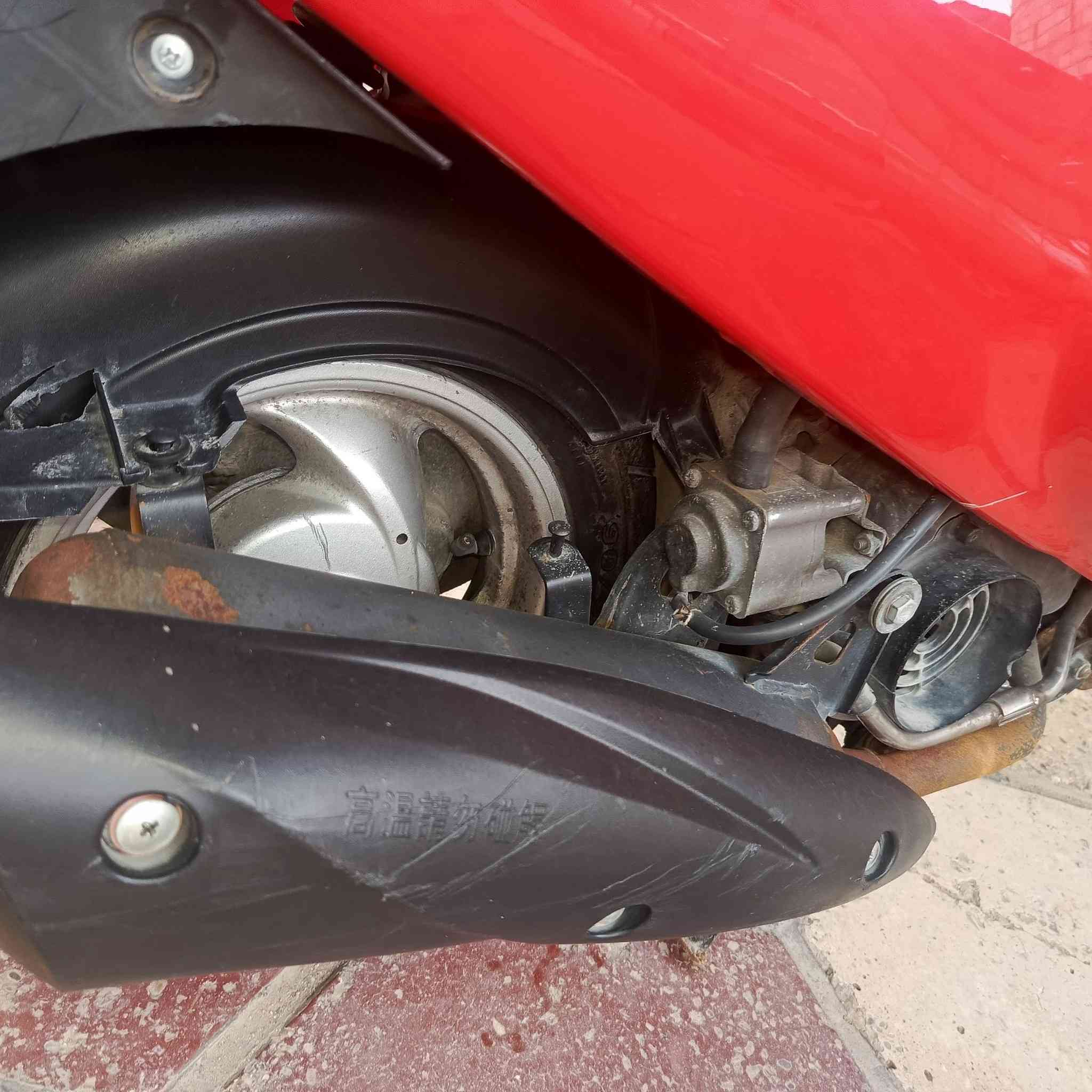 السلام عليكم دراجه فراشه للبيع نظيفه سعرها 600 مكان القرنه الشرش هذا رقم ***********
