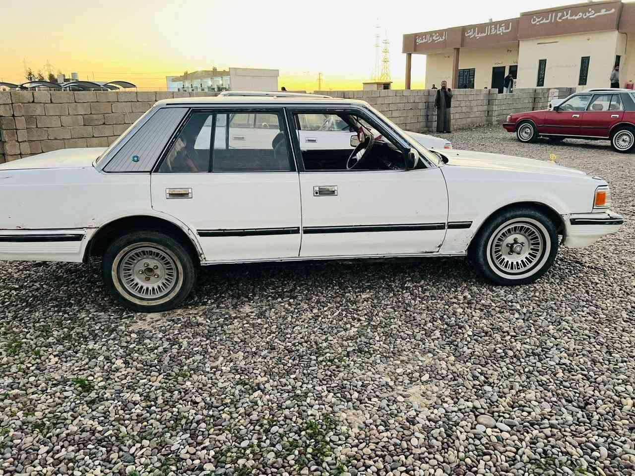 للبيع سوبر ٨٦ رقم بغداد صدامي شرط التحويل محرك كير بلادي توماتيك سياره حلوه مال جناي السعر ٢٥ نقد بيه مجال شي بصيط لل شراي *********** خابر *********** مكاني الشركاط
