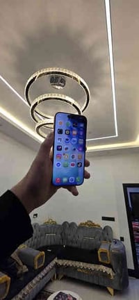 ايفون 17برو ماكس لون برتقالي  الذاكره 256 دبل سيم  نموذج MCH البطاريه ...