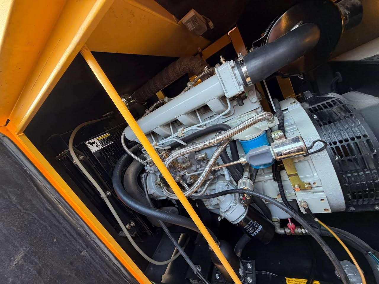 🔷نوع المحرك:اسوزا
🔷القدره:25KVA
🔷المحرك:4بستم
🔷نوع الملف:ستام فورد انكليزي🇬🇧
🔷كاتم اقصى
🔷عدد ساعات التشغيل:225 ساعة⏰
🔷مع سسستم بروتكشن كامل للحمايه 
🔷مع خزان وقود 
الاتصال:-رقم الهاتف:0️⃣7️⃣8️⃣1️⃣2️⃣3️⃣4️⃣5️⃣2️⃣3️⃣2️⃣


**إذا كنت صاحب هذا الإعلان وتريد حذفه لأي سبب، رجاءا أرسل رسالة إلى الدعم الفني**