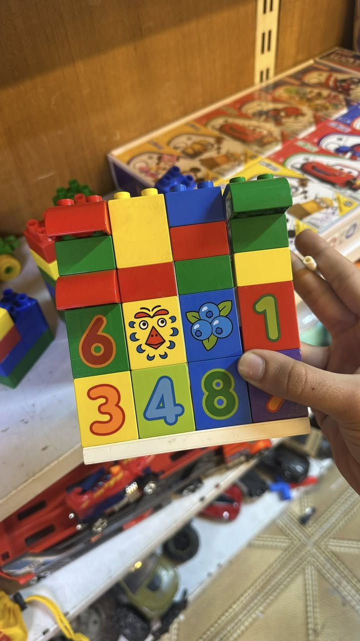 مكعبات  ليكو و دوبلو اكثر من ١٠٠ قطعه سعر ٢٠ مع التوصيل


**إذا كنت صاحب هذا الإعلان وتريد حذفه لأي سبب، رجاءا أرسل رسالة إلى الدعم الفني**