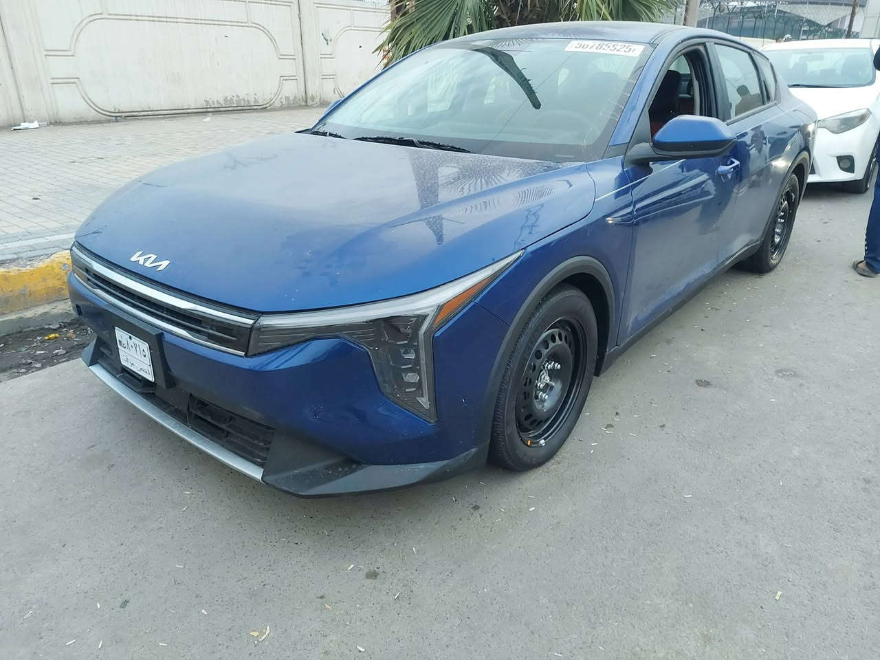 سلام عليكم K4البيع موديل 2025     جاهز عله اخر حبايه ما نقصهة اي شي حادثة موضح بل صور فول ما عده الفتحه شحن لاسلكي تشغيل عن بعد سايد ابريك  كهربائي رادار امامي خلفي  تحكم استيرن تحديد مسار  المكان بغداد رقم الهاتف  ***********
