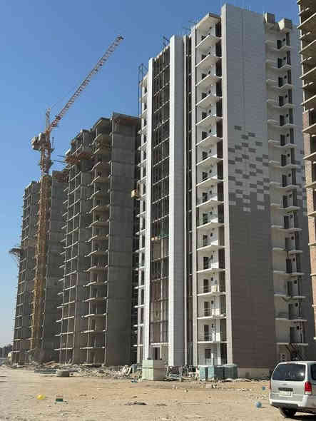 تدور على شقة راقية، جاهزة، وبسعر يناسبك؟
مجمع كرم بغداد يوفرلك أفضل الخيارات 👇

✔️ مساحات 145م و166م
✔️ 3 غرف نوم + صالة واسعة + مطبخ عصري
✔️ 3 حمامات
✔️ تشطيب فاخر وخدمات متكاملة
✔️ موقع مميز – حي العدل
واتساب+***********
