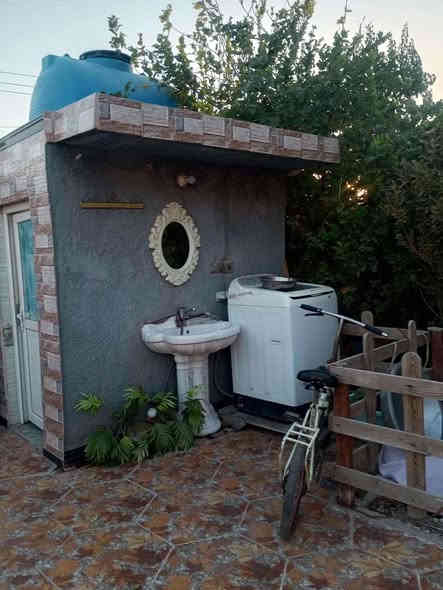 السلام عليكم
بيت للبيع
حي الحكيم شارع عطوف
٣٠٠ متر
بناء مرتب الأرضي غرفتين +صاله+مطبخ+استقبال+
طابق الثاني غرفه + بيتونه
حديقه وطارمه جبيره
مرقم بلديه انترنت ضوئي خدمات كامله
السعر ٦٥ وبي مجال

#مكتب #عقارات #جعفرالگشاوي لبيع وشراء الدور والأراضي
والعقارات التجاريه
والدوانم الزراعيه
الملك صرف + الزراعي+
للأعلان عن عقارك التواصل عبر الخاص او الأتصال
على الأرقام التاليه
للأستفسار***********
***********.......
