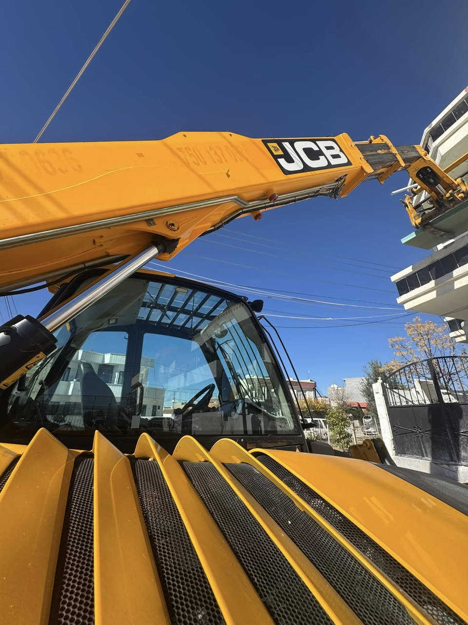 شؤفلJCB2017بؤفرؤشتن گيرومه كينه به شه رت  ره قه موو سه نوي نويه ره قه م باريكه ره قه م ئه ربيل تايه ي شه ريكه ي له ژيره ٢٤ هه موو گياني به شه رت ١٤م كيله و شفره ي له گه له فوول مواسه فات ته بريت گه رمو سارد بؤزانياري زياتر***********
