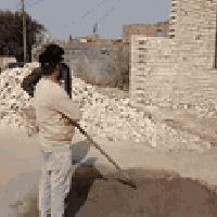 خلفه بناء متفرغين حالين والعوده شقل يراسلني أو يتصل ٠٧٧١٣٩٧٥٥٣٨