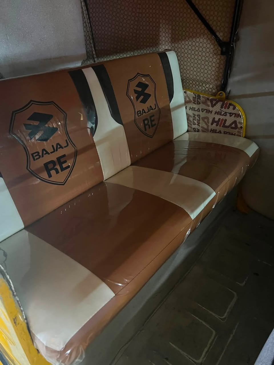 السلام عليكم
تكتك للبيع موديل 20 شهر ال 10 

تكتك نظيفه وحلوه جادر ودوشمه جديده 

بدايه تبخير خيط خفيف كلش بس بدون تنقيص 

تجي وتشوف بعينك وبالخدمه 

رقم وسنويه انكليزي تحويل مباشر 

السعر 7

***********
