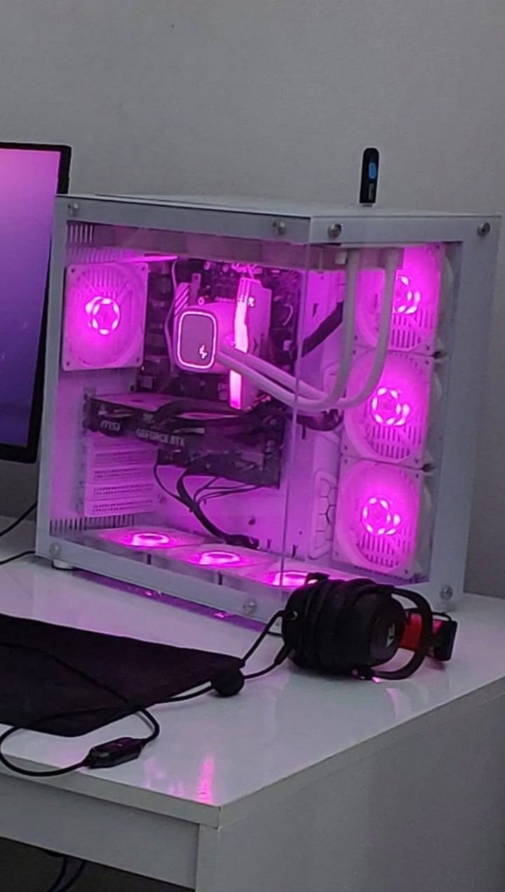 للبيع: ⚙️ المواصفات:
🧠 PROCESSOR : Intel Core i5-13400F – الجيل 13
🧩 MOTHERBOARD : ASUS PRIME B760M-K D4
💾 RAM: 16GB DDR4
🎮GPU: NVIDIA RTX 4060 – 8GB
⚡ STORAGE : SSD Samsung NVMe 1tp

السعر :1250 وبيها مجال بسيط 
الموقع: بغداد/ الاعظمية
***********
