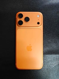 آيفون ١٧ برو ماكس • بطارية ١٠٠% • قفل