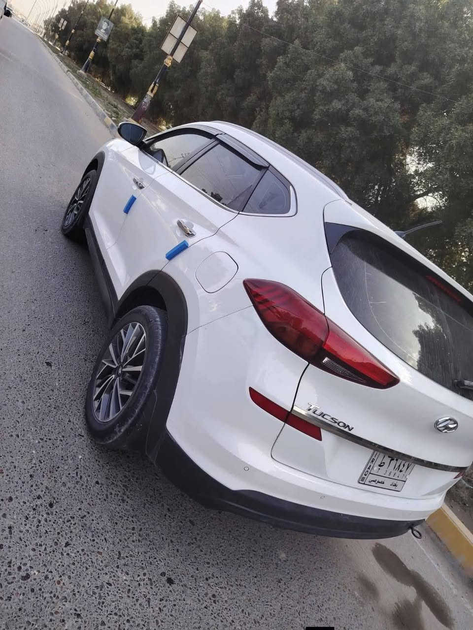 سلام عليكم سياره نوع توسان موديل 2020خليجي فول مواصفات عده البنرامه بصمه شاشه كامره حساسات تحكم ستيرن جهتين خمسه ويل كب خمس عدسات  شاير مري تحكم مري كشنات كهرباي جلد تدفاه تبريد تبريد قطعتين كفاله كير مكينه حداديه تخم تاير تبريد مكفوله من ضربه او تبدي عده قطعه وحده كلير اثر شخط بصيط العنوان كربلاء السعر184 بها مجال حق الجيه رقم. ***********
